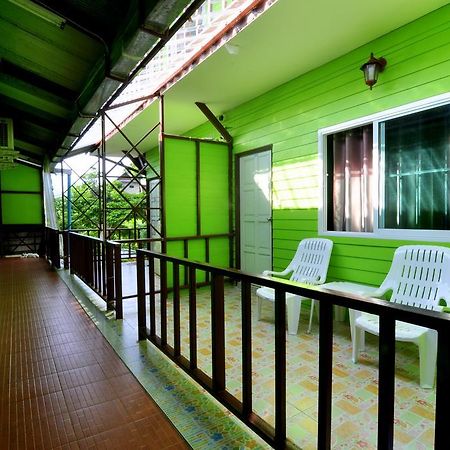 Sand Sea House Phi Phi Don Exterior foto